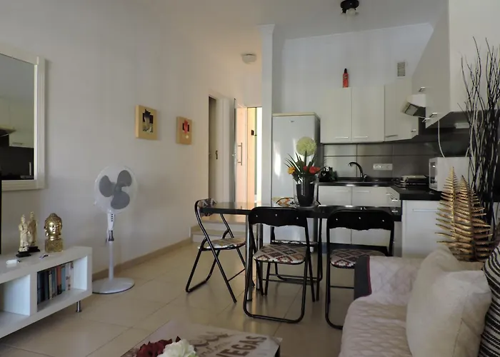 Yucca Park Fanabe * Адехе