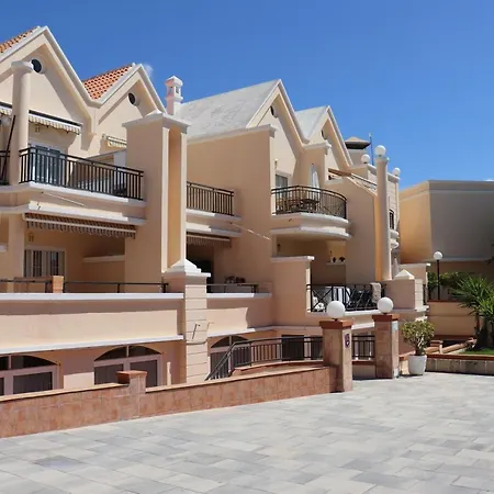 Yucca Park Fanabe * Адехе