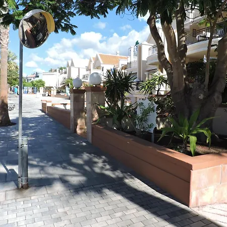 Апартаменты Yucca Park Fanabe *